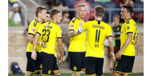 Borussia Dortmund przegrywa 2 do 3 z FV Werder Bremen